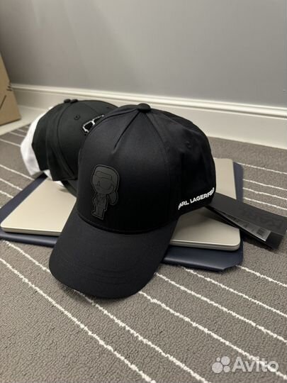 Karl lagerfeld бейсболка кепка черная белая