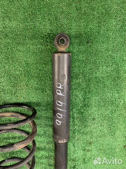 Амортизатор задний Toyota Bb QNC21 3SZ-VE 2009