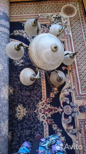 Люстра в отличном состоянии