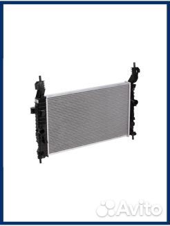 Радиатор охлаждения Opel Meriva