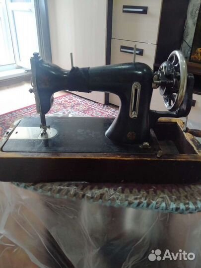 Швейная машинка зингер антикварная