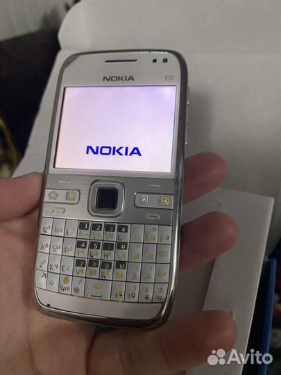 Nokia E72