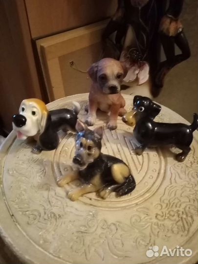 Фигурки собак