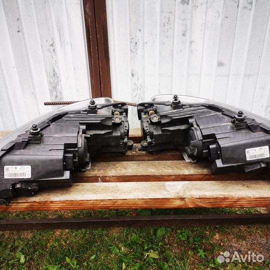 Фары xenon VW Polo 5