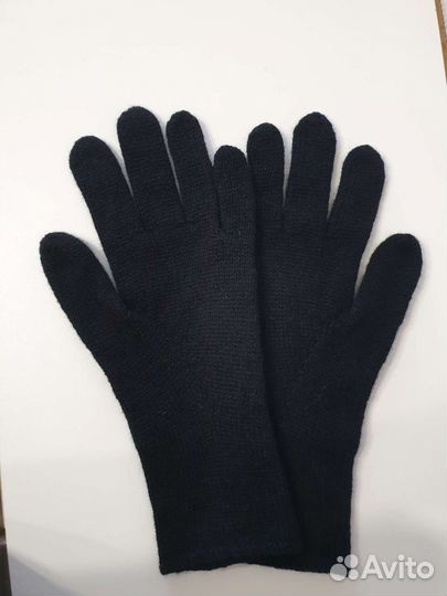 Перчатки, варежки вязанные из пряжи мериноса