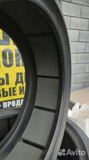 Pirelli P Zero Corsa 295/30 R21