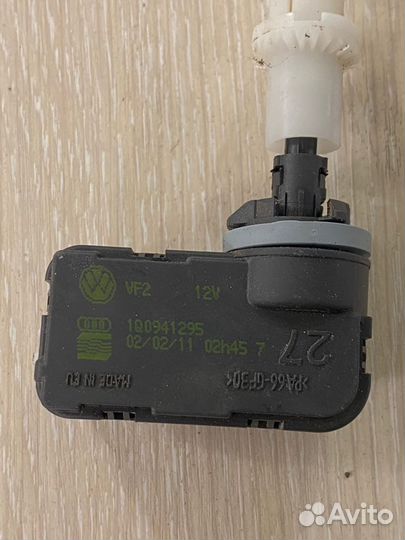 Корректор фары Volkswagen Passat b7 vag 1q0941295