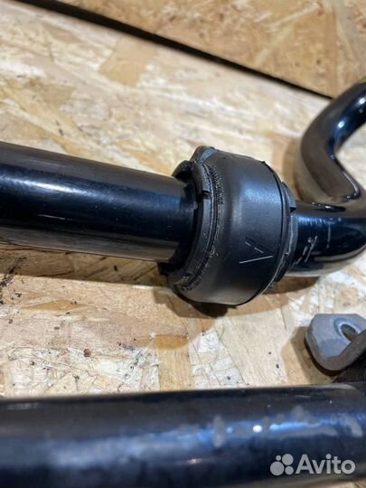 Стабилизатор передний Audi Q7(4m) Q8 Touareg CR