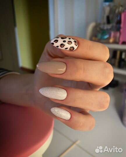 Маникюр педикюр