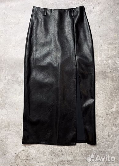 Кожаная юбка черная