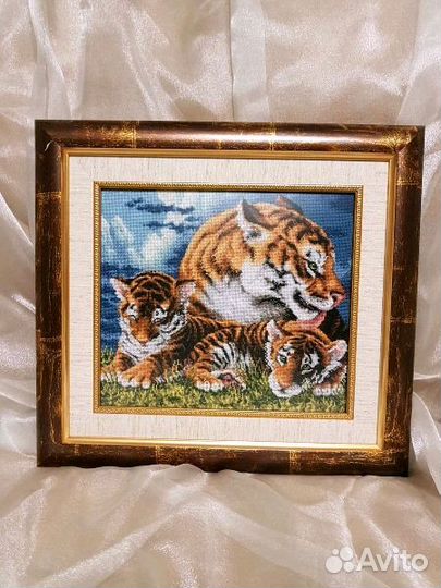 Картины, ручная вышивка