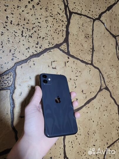 iPhone 11, 64 ГБ