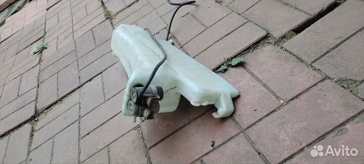 Бачок омывателя Honda Hr-v gh