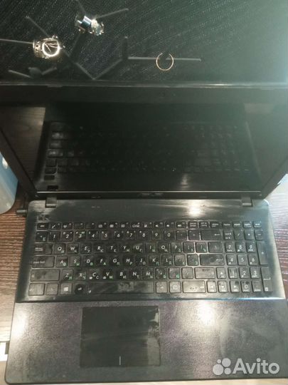Ноутбук asus