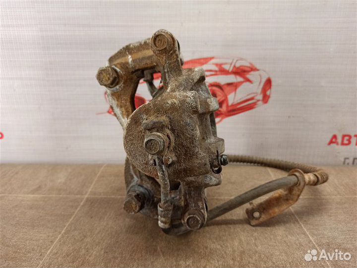 Тормозная система - суппорт передняя правая Kia