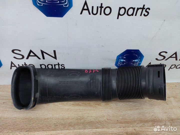 Патрубок воздушного фильтра Bmw X5 Рест E70 рест