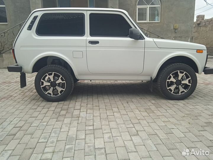 ВАЗ Niva Travel 1.7 МТ, 2023, 1 000 км