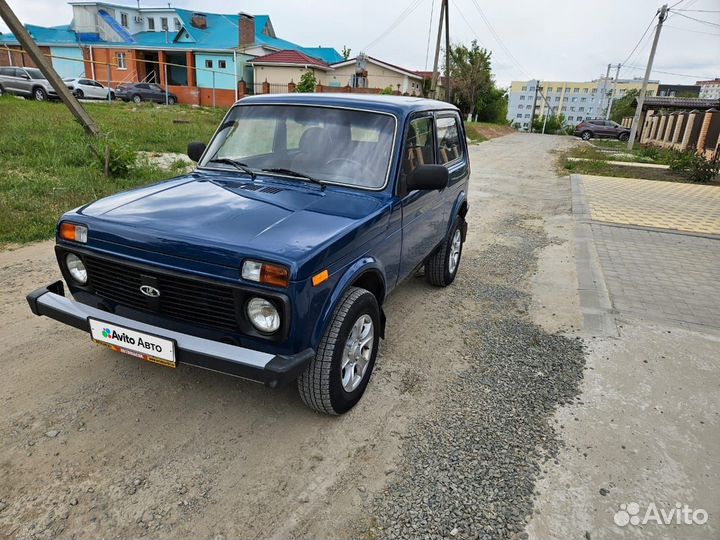 LADA 4x4 (Нива) 1.7 МТ, 2011, 121 000 км