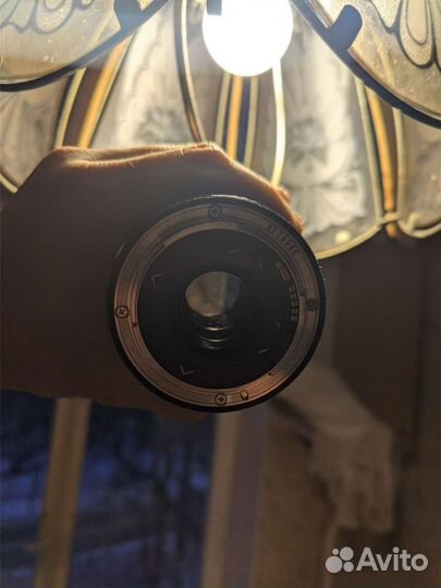 Объектив Canon EF 17-40mm f/4L USM