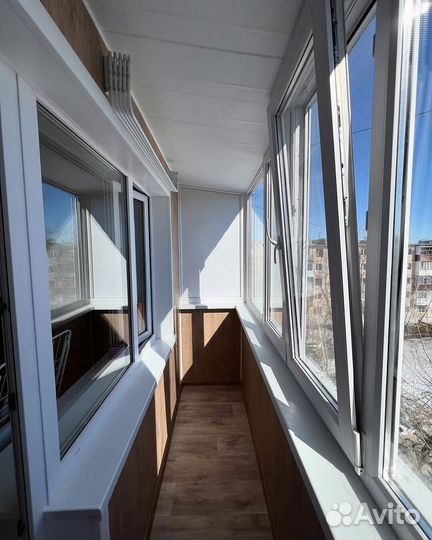 Отделка и остекление балконов в рассрочку