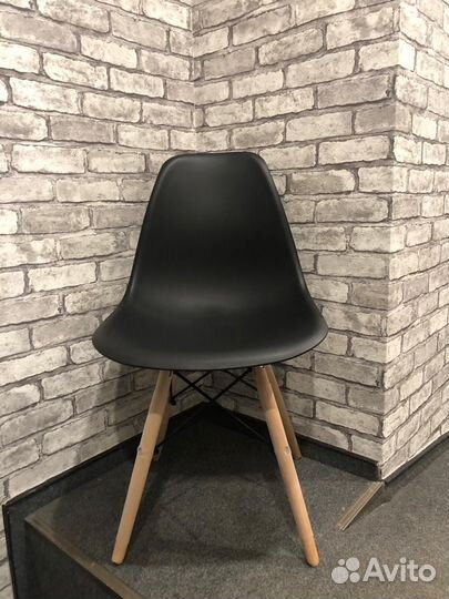 Стул пластик eames