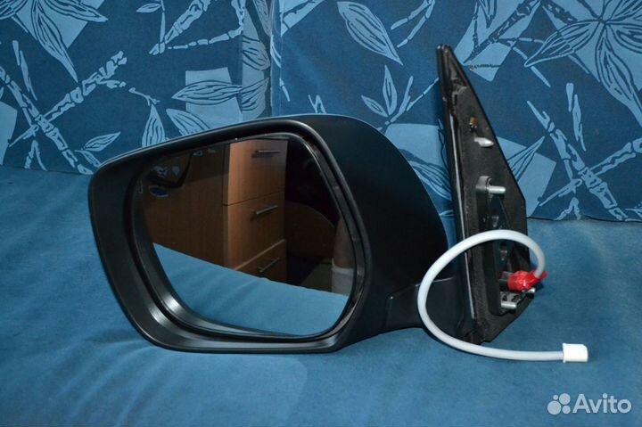 Зеркало левое для Toyota Land Cruiser 200/2008