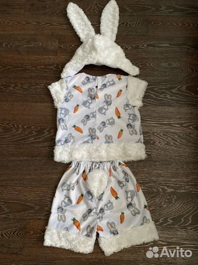 Новогодний костюм зайца 104