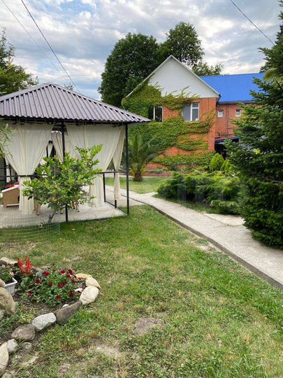 Дом 229,7 м² на участке 10 сот.