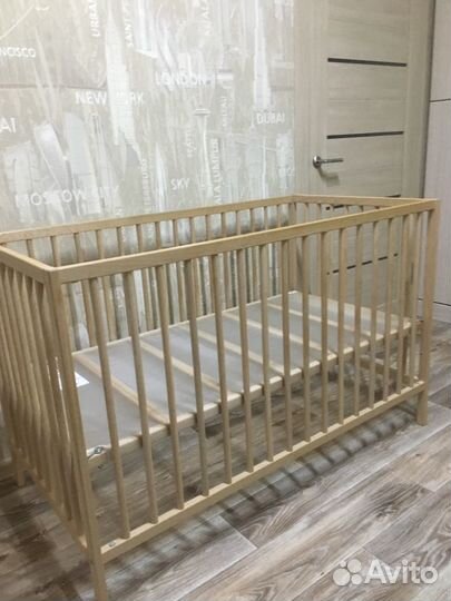 Детская кроватка
