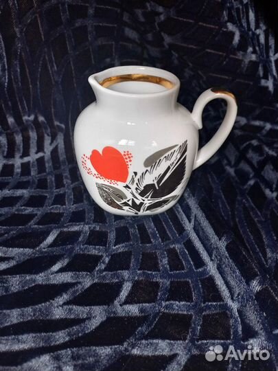 Молочник Красная роза лфз