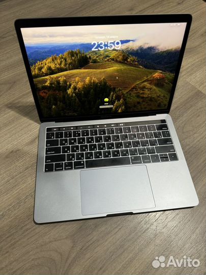 Macbook pro 13 2019 128 touch bar