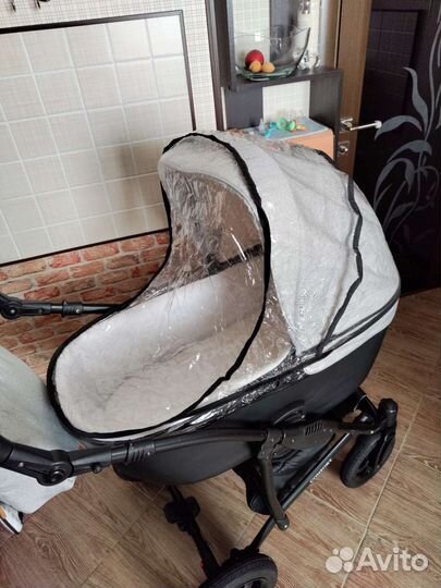 Коляска Pituso Confort 2 в 1