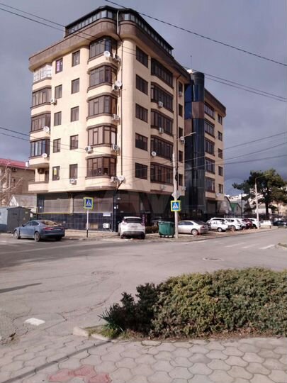 1-к. квартира, 43 м², 2/7 эт.