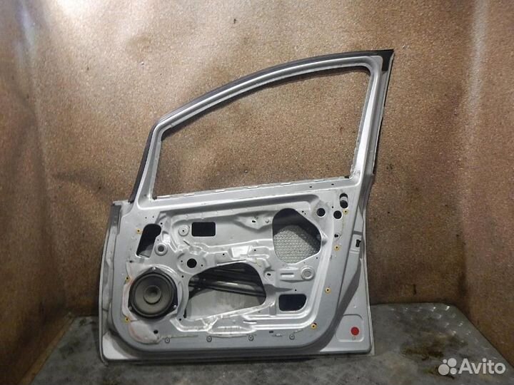 Дверь передняя правая Fiat Linea