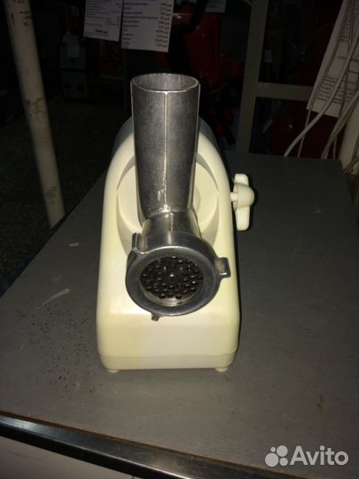 Электромясорубка «Помощница-23» (кэм-36/220-4)