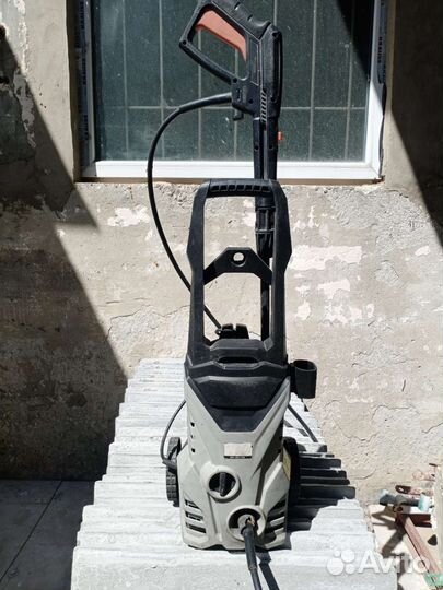 Мойка Интерскол ам 140/1700