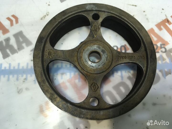 Рено Логан Шестерня распредвала