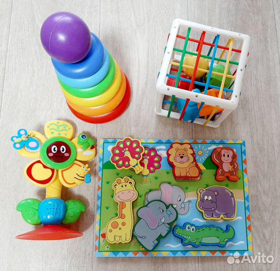 Развивающие игрушки для малышей