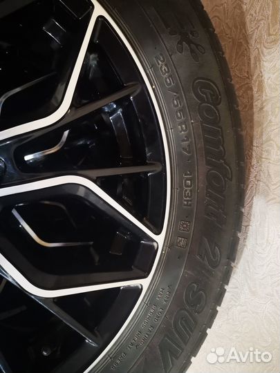 Comforser Thruster 235/55 R17