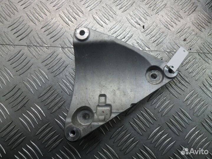 Кронштейн кондиционера для Chevrolet Malibu 9