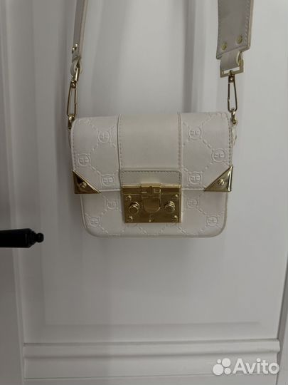 Сумка натуральная кожа белая