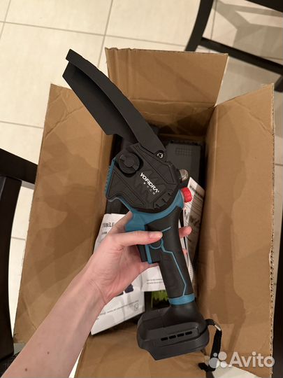 Пила электрическая бесщеточная