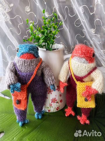 Вязаные игрушки ручной работы. Лягушка