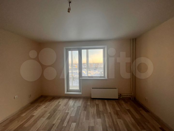 2-к. квартира, 43 м², 8/10 эт.