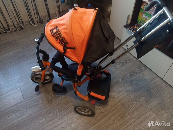 Детский трёхколёсный велосипед