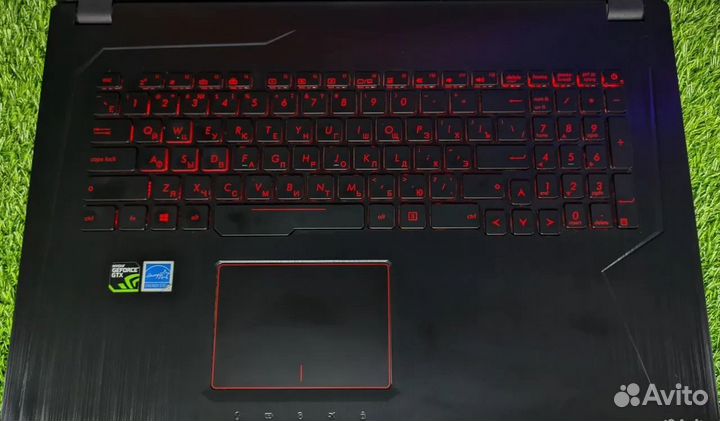 Мощный игровой ноутбук Asus c экраном 17.3
