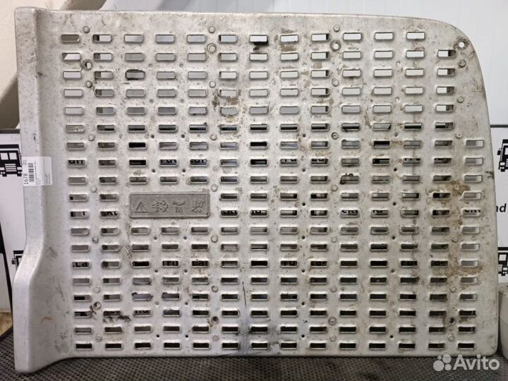 Мостик переходной, за кабиной правый Daf Xf 106