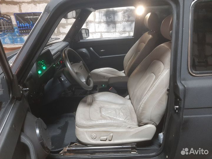 LADA 4x4 (Нива) 1.7 МТ, 1996, 1 000 км