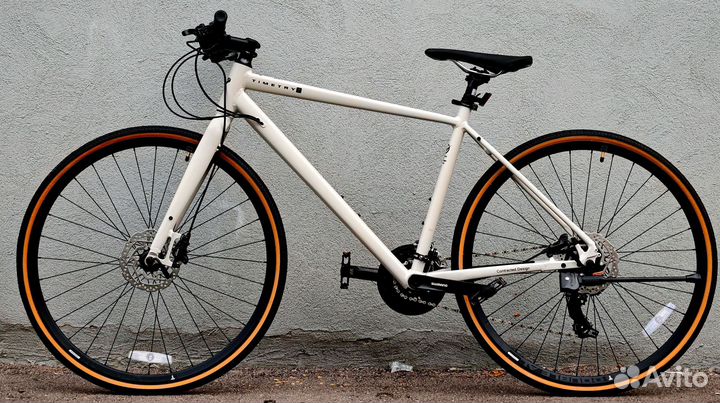 Гибридный велосипед 28