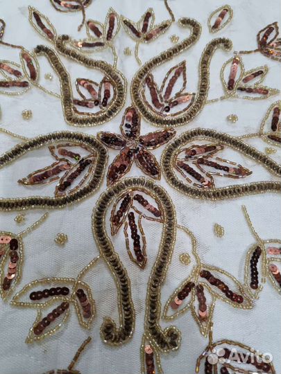 Скатерть органза с вышивкой Индия